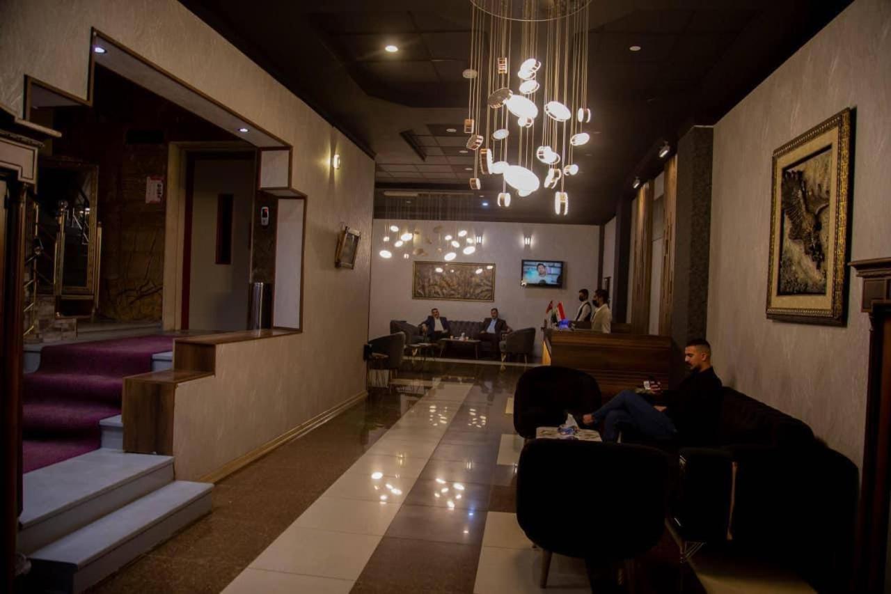 Hotel Nightview Erbil Esterno foto